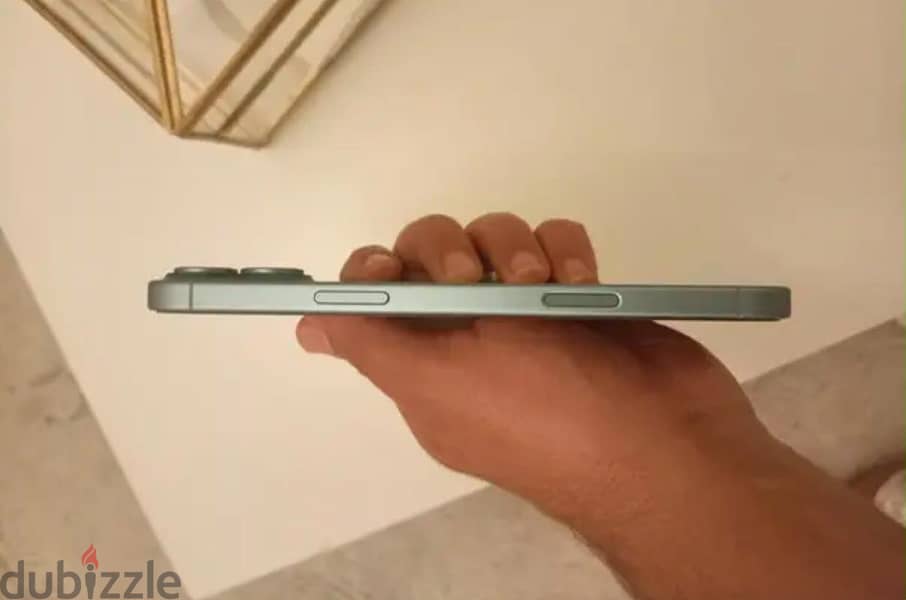 Apple - iPhone 16 Plus 4