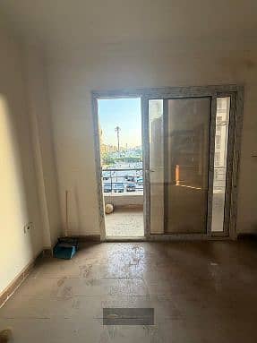 شقة للبيع في مجمع الجنة السكني – زايد 1، الشيخ زايد – 130م – الدور الثاني – 3 غرف – 2 حمام – مدفوعة بالكامل