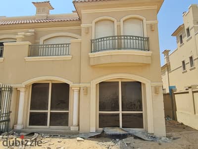 توين هاوس للبيع في كمبوند الباتيو اورو القاهره الجديده