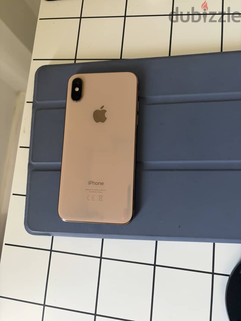 Apple - iPhone XS 1