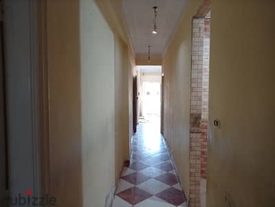 100 m apartment for annual rent, modern family or groom, super lux finishing, includes all facilities: water and electricity, 3 bedrooms, reception area with two pieces, kitchen, bathroom, second floor, very comfortable stairs, in Alexandria, Al-Ajami, kilo 21, October entrance, before the gate next to the Iron and Steel housing, in a very distinguished location