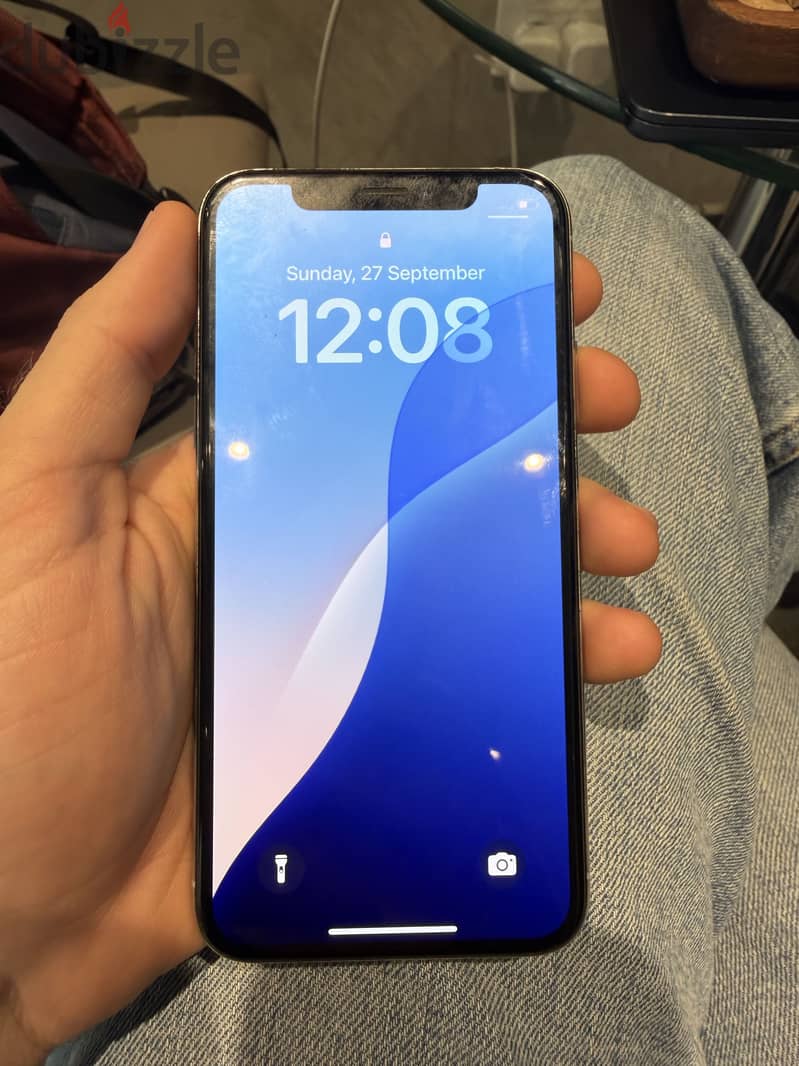 Apple - iPhone XS 1
