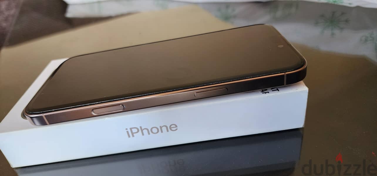 Apple - iPhone 16 Pro Max 4