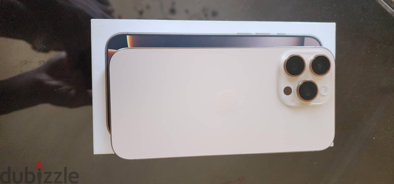 Apple - iPhone 16 Pro Max 5