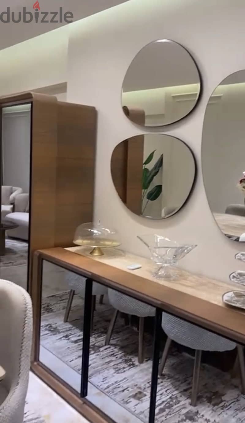 Dinning room 1