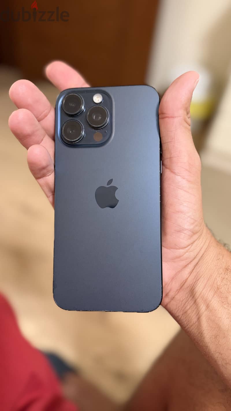Apple - iPhone 15 Pro Max 3