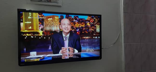 شاشه توشيبا ٣٢ بوصه