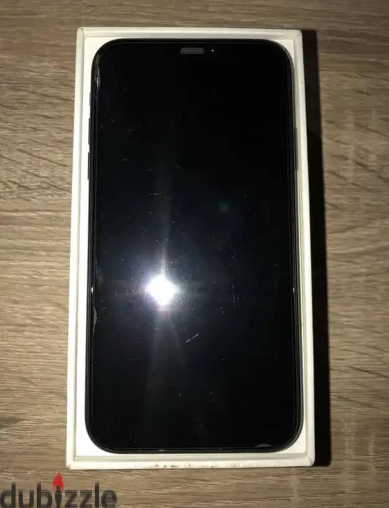 Apple - iPhone XR 1