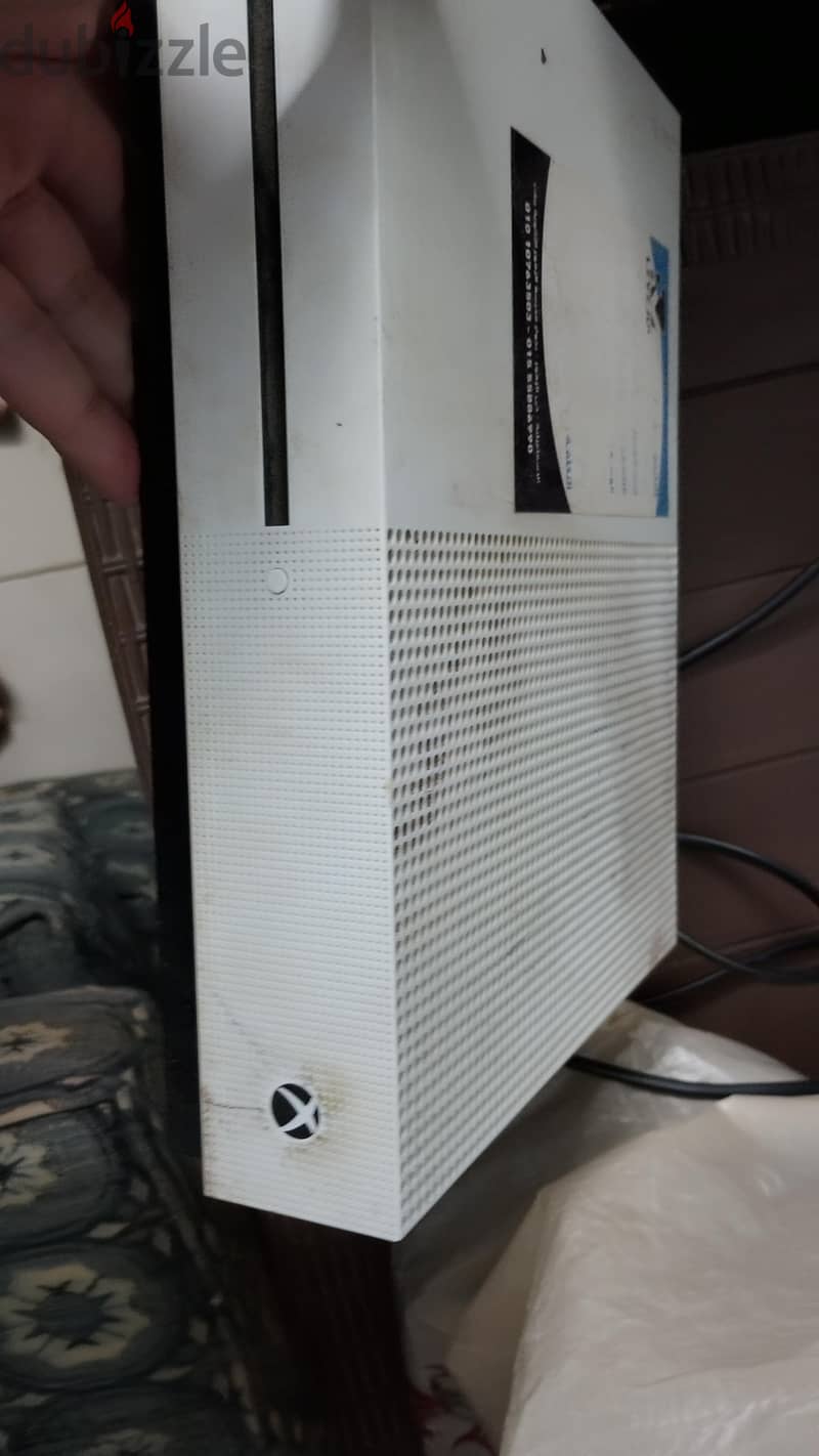 Xbox one s  1 tera + kinect 1