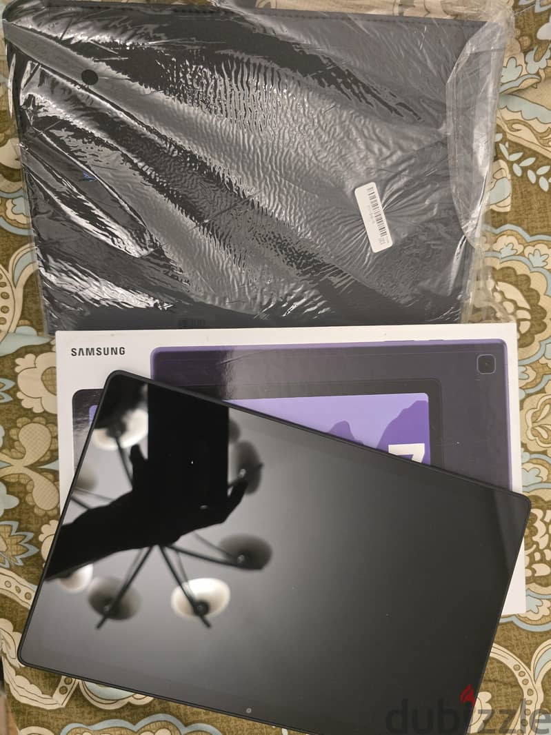 Samsung and Lenovo Tablets 3