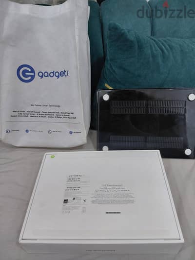 MacBook Air M2 Ram 16 ( New)