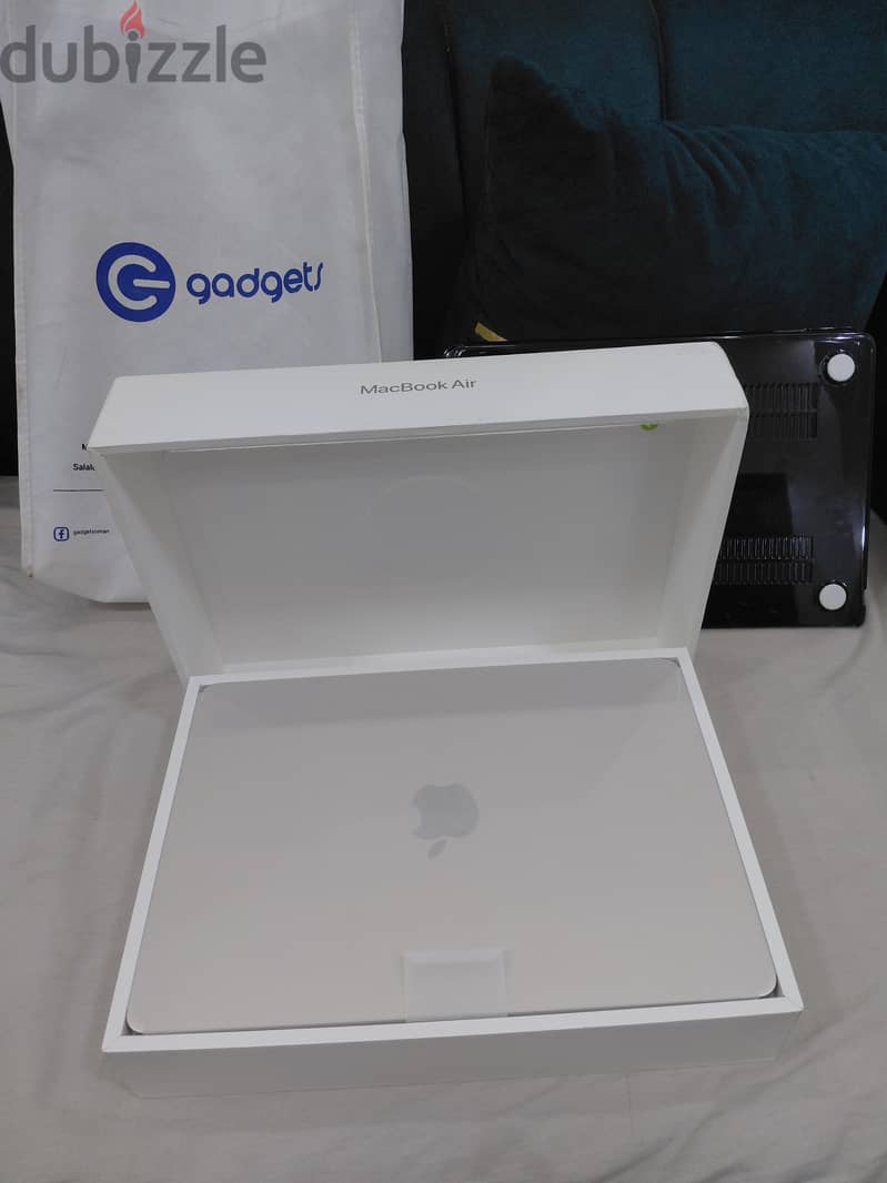 MacBook Air M2 Ram 16 ( New) 2