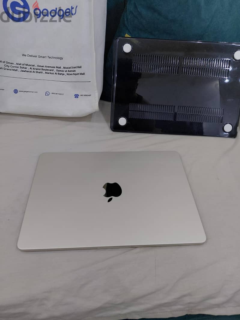 MacBook Air M2 Ram 16 ( New) 4