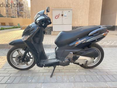 للبيع Benelli Caffenero Classic 150 موديل 2018.