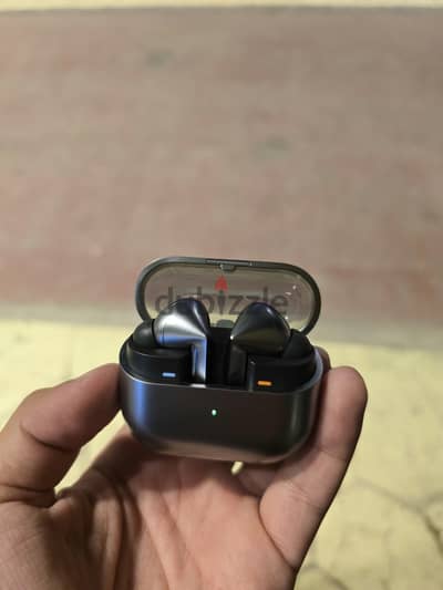 Samsung Galaxy Buds3 Pro – زيرو كسر زيرو Scratch + العلبة والكابل