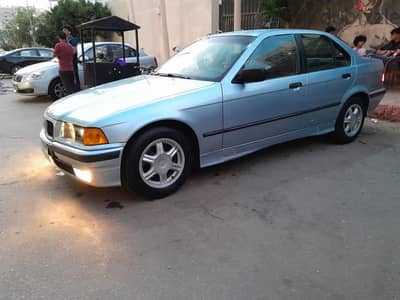 بي ام دبليو 318 1992