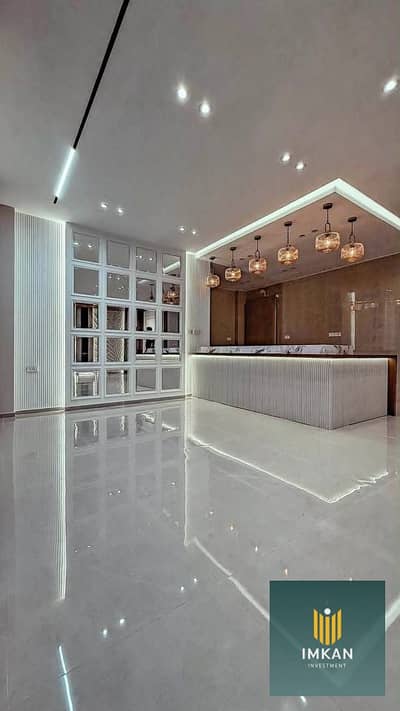 Own an apartment with the highest discount rate and "Ultra-Super-Lux" finishing at the ALJAR Valory El Shorouk compound (near Madinaty). Down payment: