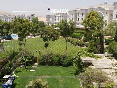 I Villa Garden with a distinctive 250 sqm garden for sale in Mountain View Giza Plateau, October – ready to move