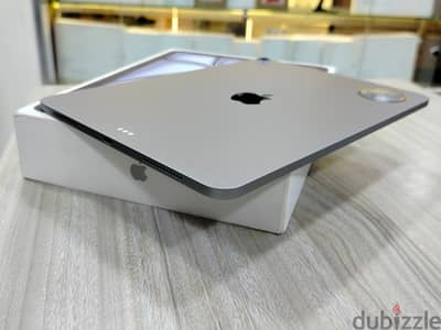 iPad Air m3 11 inch 256GB Wifi used