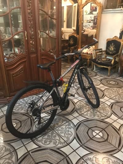 للبيع Trinx M136 Pro مقاس 29 كسر زيرو بالضمان استخدام اسبوع