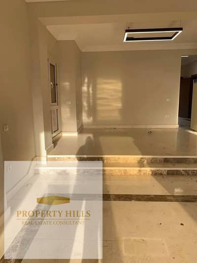 Fully finished villa in 5 settlement with ptivate garden