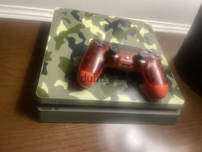 PS4 slim 1TB call of duty Unlimited Edition +1 controller good as new