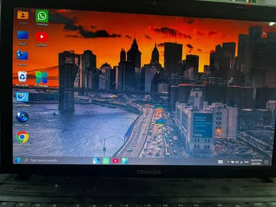 لاب توب توشيبا للبيع