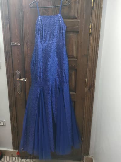 فستان ينفع خطوبه أو سواريه
