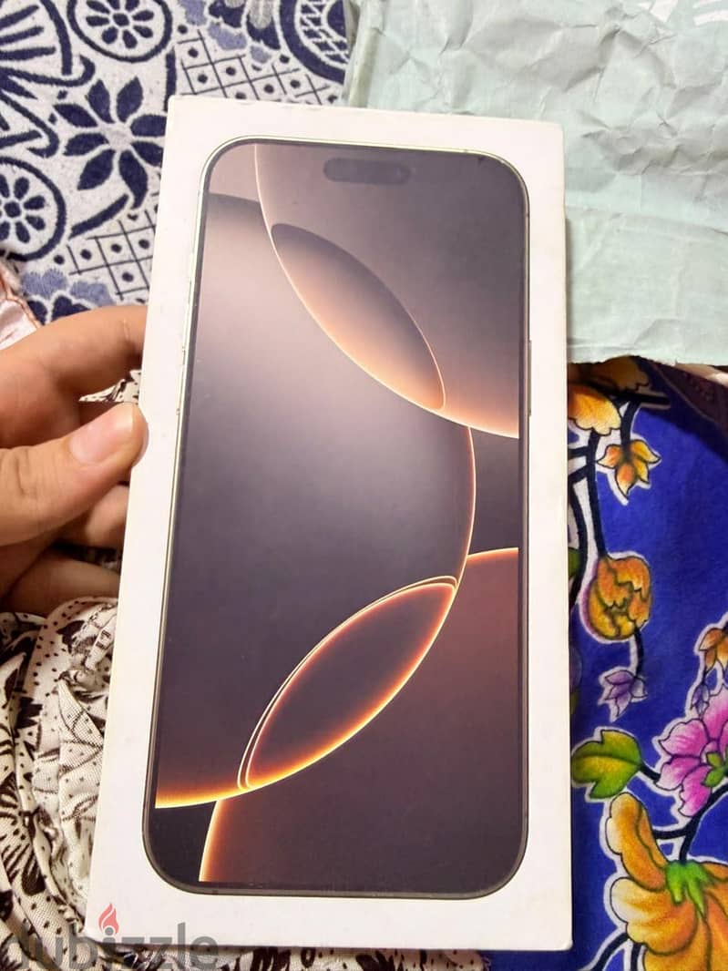 Apple - iPhone 16 Pro Max 2