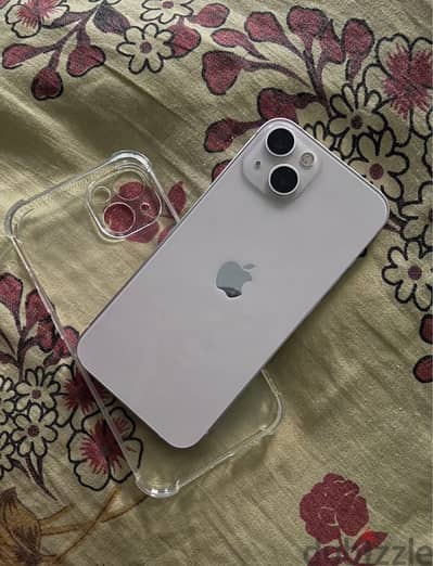 Apple - iPhone 13 Apple - iPhone 13