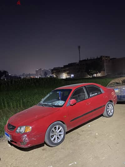 كيا شوما 2002