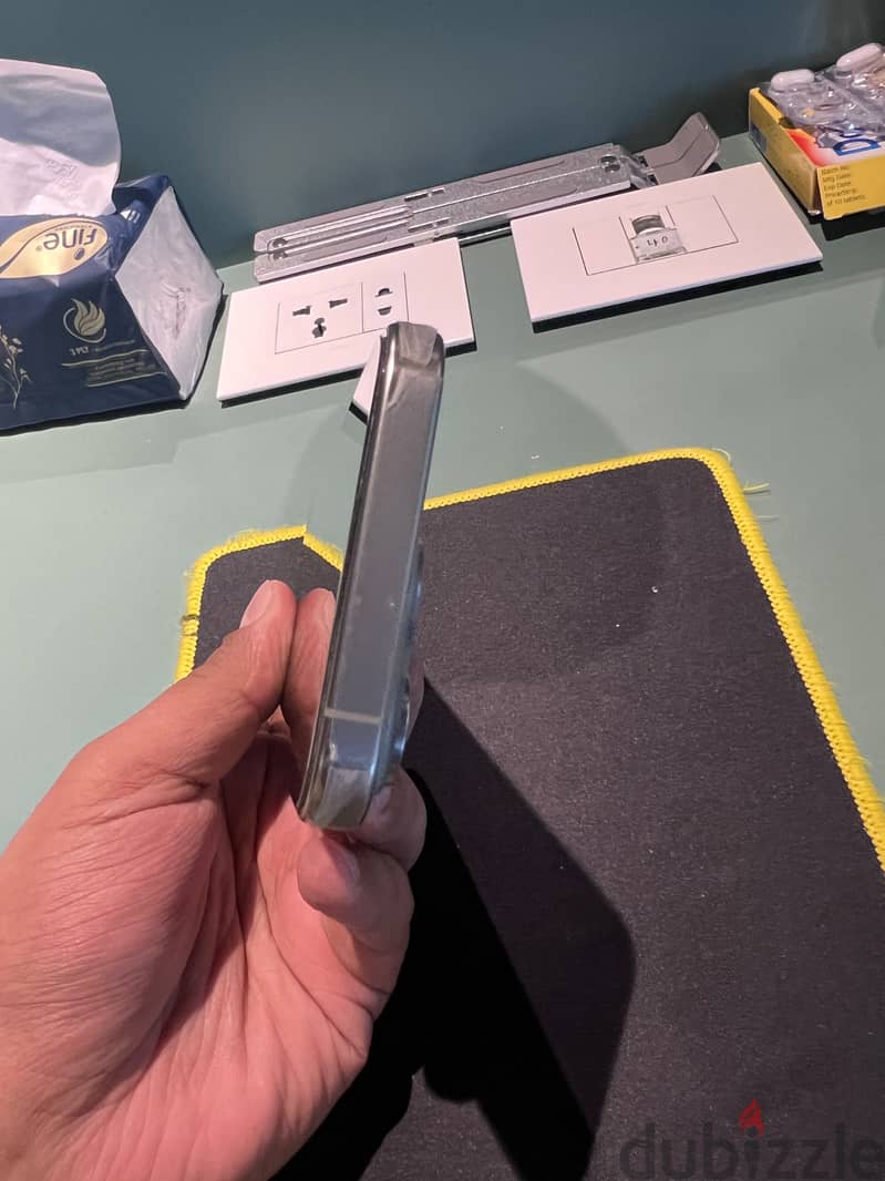 Apple - iPhone 15 Pro 2