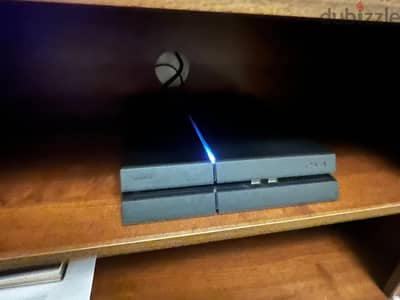 PS4 Like New + 2 Original Controllers + 6 Original Games