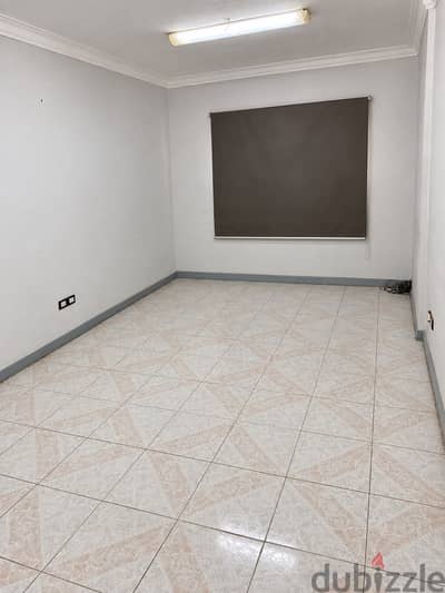 وحده اداريه للايجار بعمارات المدفعيه امام سيتى ستارز