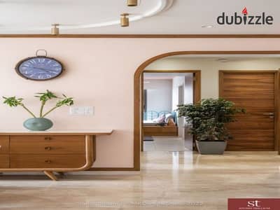 شقه  لقطه 3غرف بجوار مول مصر للبيع بقسط شهري 37 الف فقط بعرض خاص ال Club House مجانا