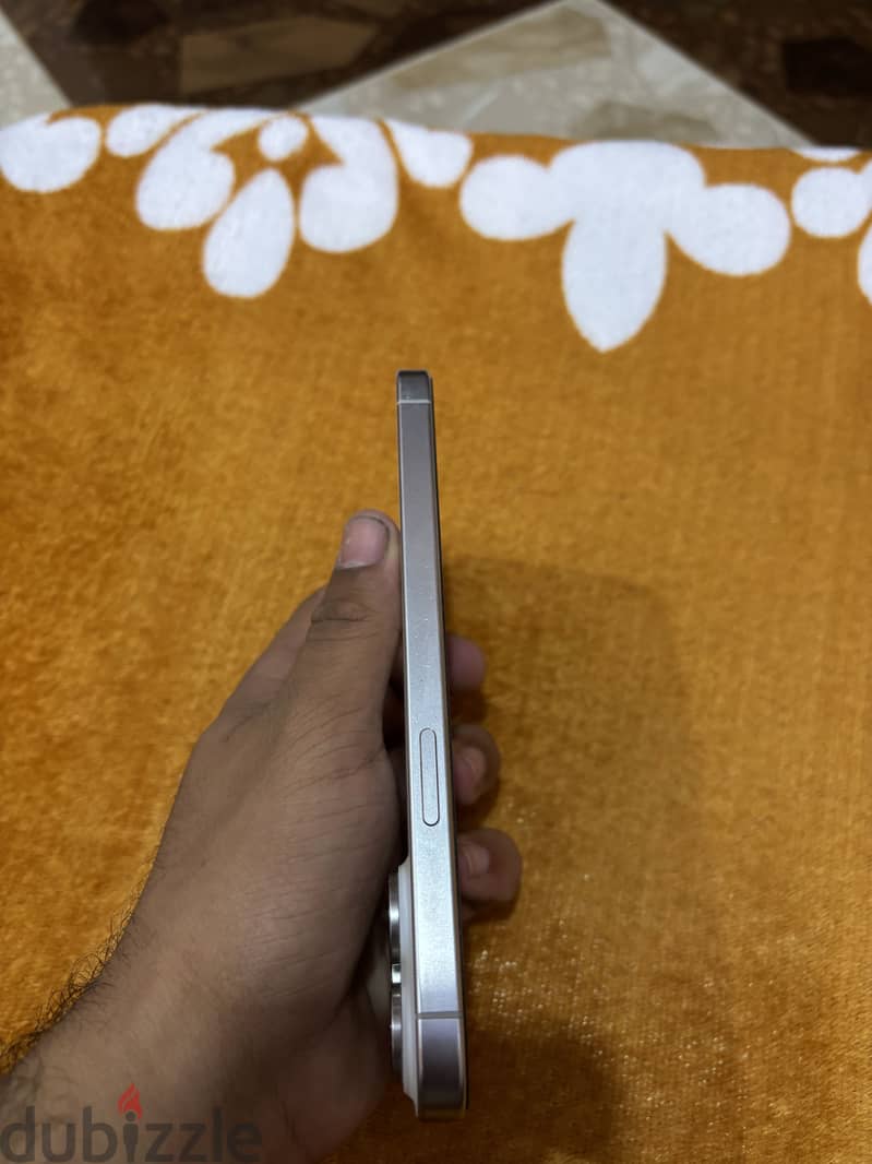 Apple - iPhone 15 Pro Max 2