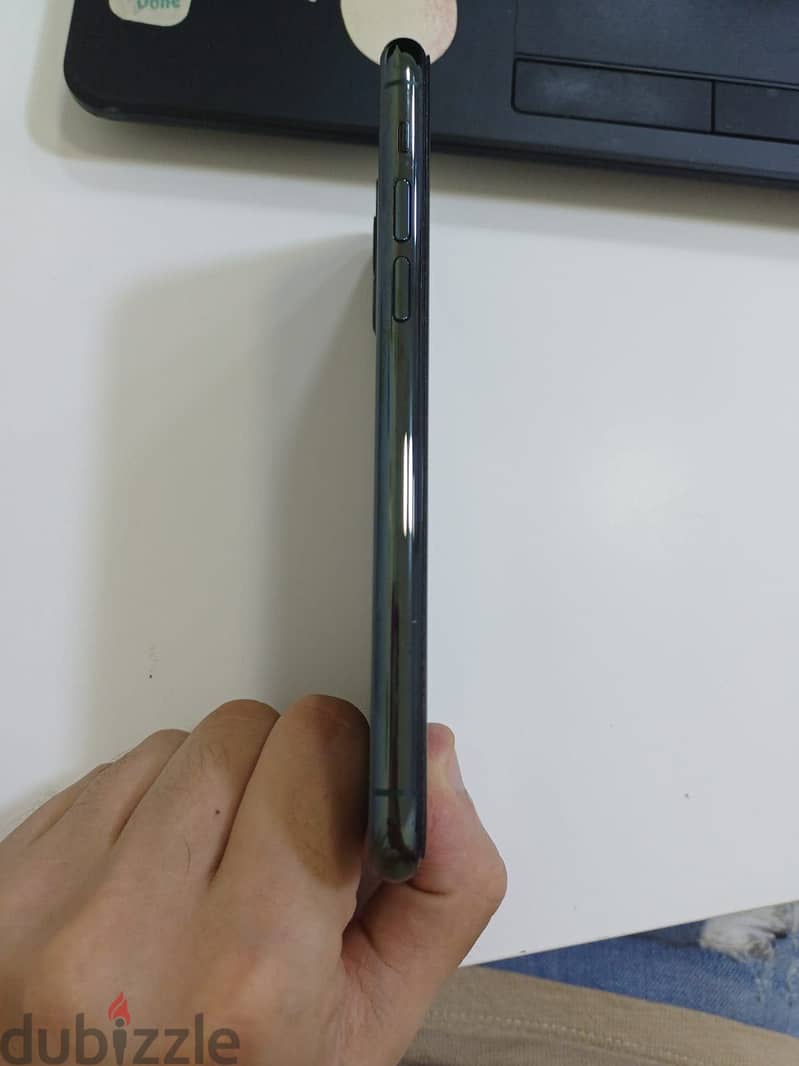 Apple - iPhone 11 Pro 4