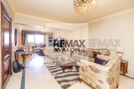 Licensed apartment for sale 218 sqm Loran (Champs-Élysées Towers - Direct sea)