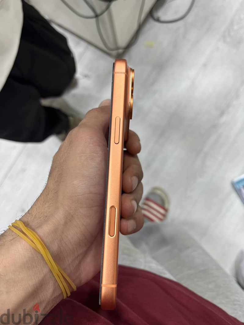 Apple - iPhone 17 Pro Max 4