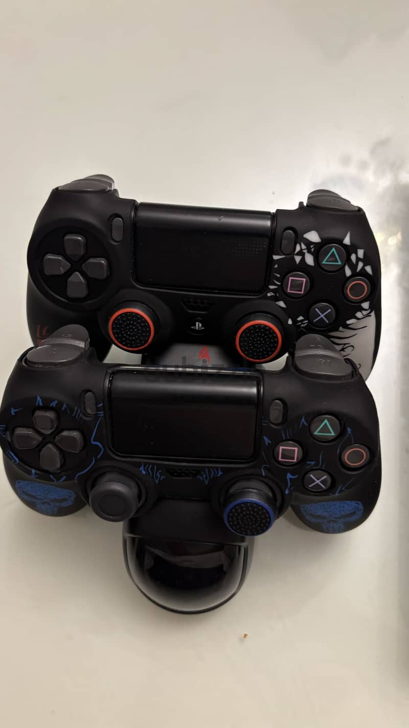 Ps4 slim 1TB 1
