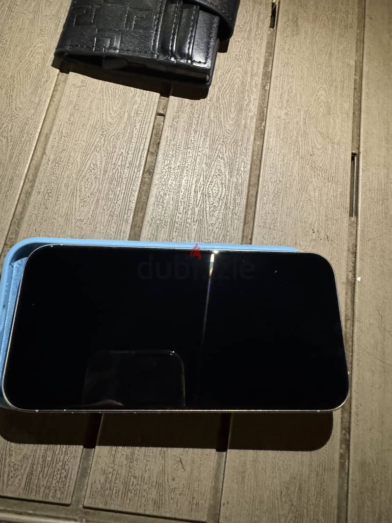 Apple - iPhone 15 Pro 3