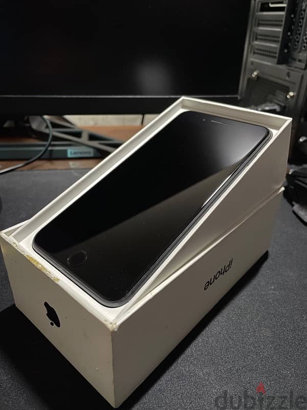 Iphone 7-plus Black 4
