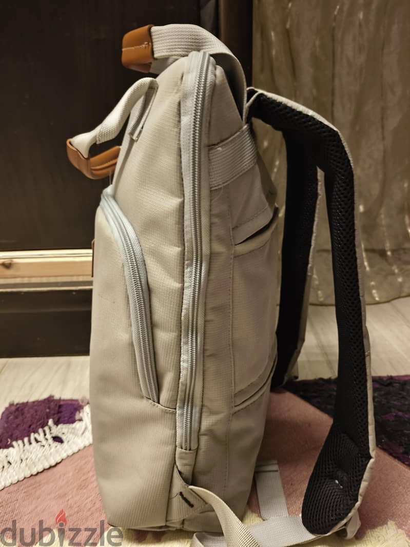 Lupo Bianco Back Bag 4