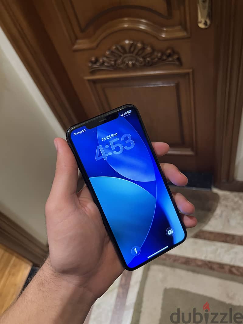 iPhone 11 Pro Max 1