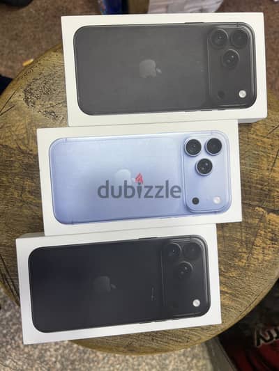 iPhone 18 Pro Max 256G Black Blue جديد متبرشم