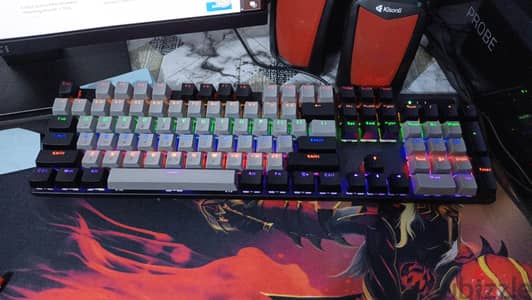 keboard zk100 blue switch