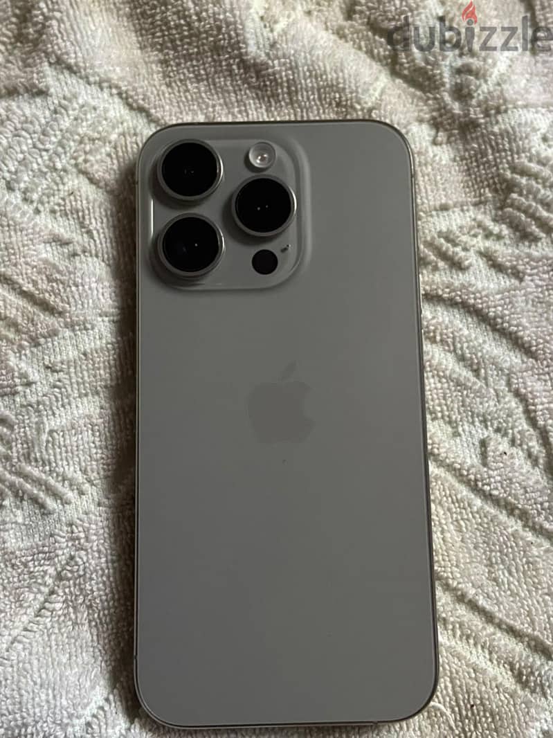 Apple - iPhone 15 Pro 4