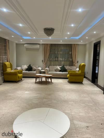 3-bedroom, 3-bathroom hotel apartment in Hassanein Heikal, near Abbas El Akkad, available for daily rent.