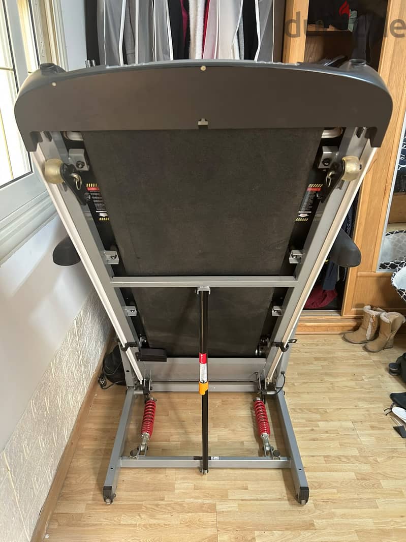 Treadmill, Light use; Health Life 6