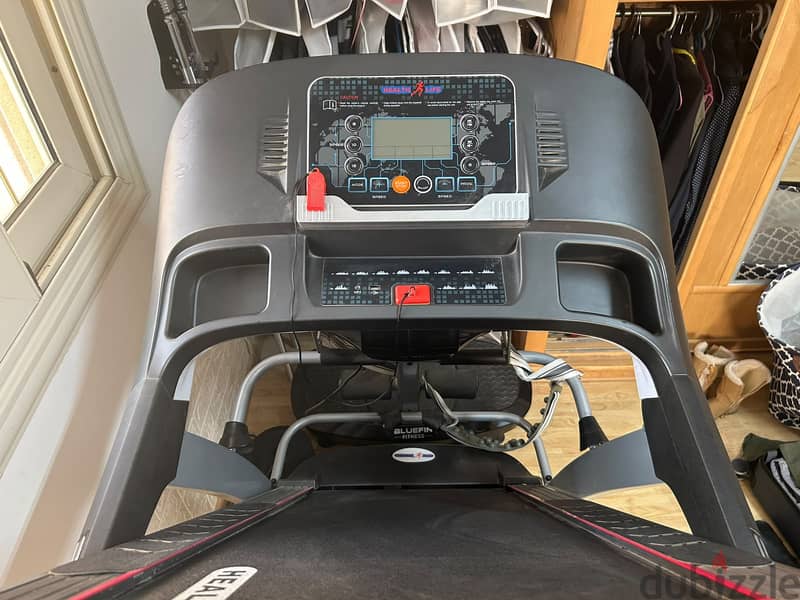 Treadmill, Light use; Health Life 7